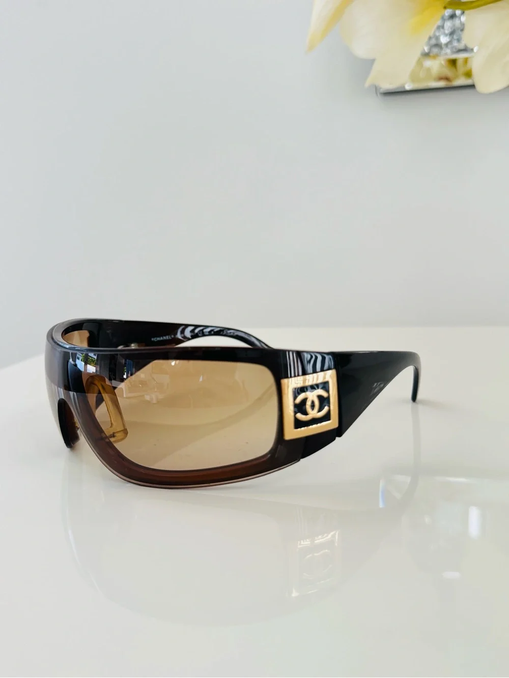 RARE🦋 Vintage CHANEL Vintage 5085 brown gold sunglasses
